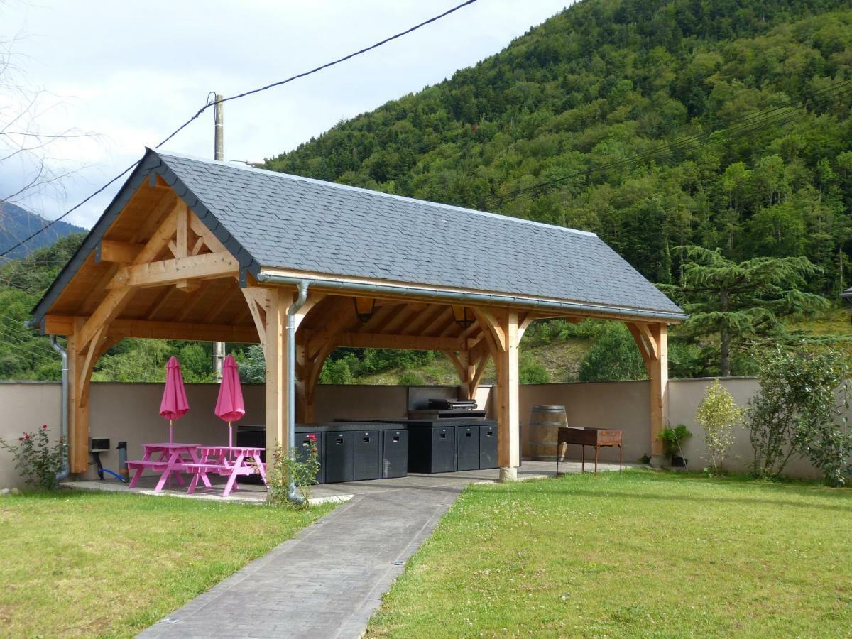 Les Ecuries De Lisa - Gite De Groupe 16 Personnes Arreau Buitenkant foto